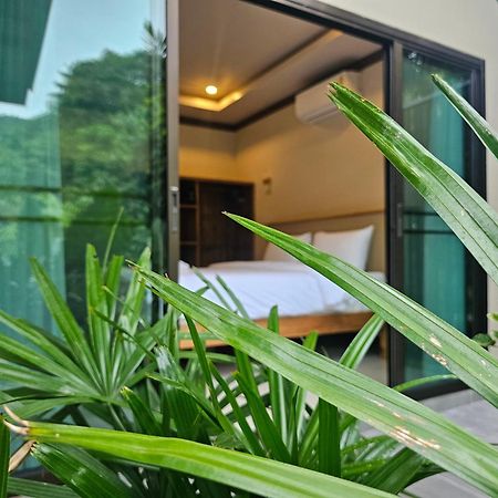 Hotel Bang Po Hut Ban Bang Po Exterior foto
